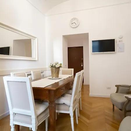 Domus Alba Mantua Апартаменты *