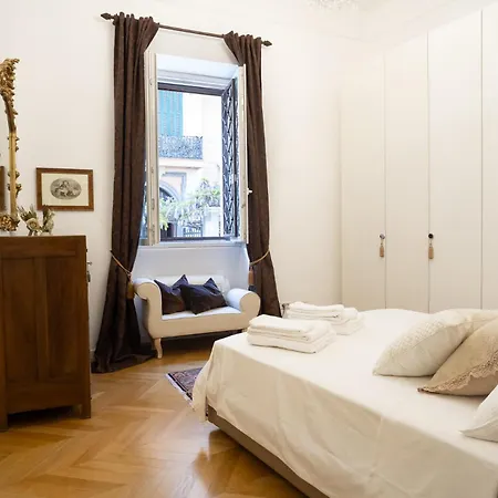 Appartement Domus Alba Mantua Rome