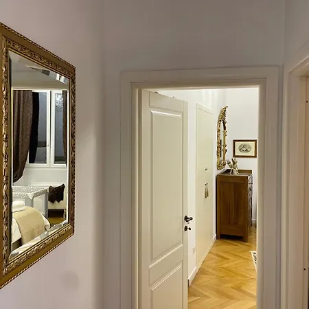 Domus Alba Mantua Апартаменты *