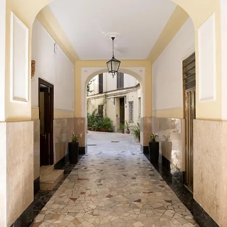 Domus Alba Mantua Daire Roma